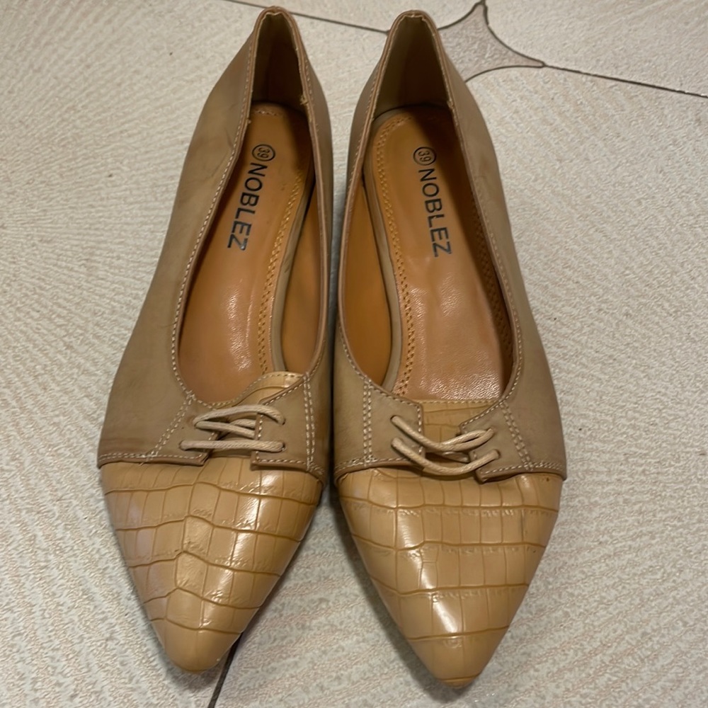 Shoe